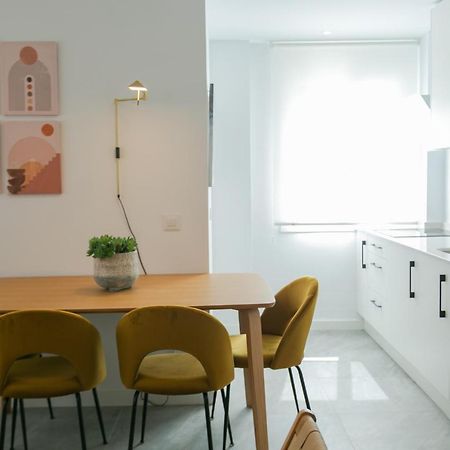 Lujoso Apartamento Con Piscina Compartida 3 إشبيلية المظهر الخارجي الصورة