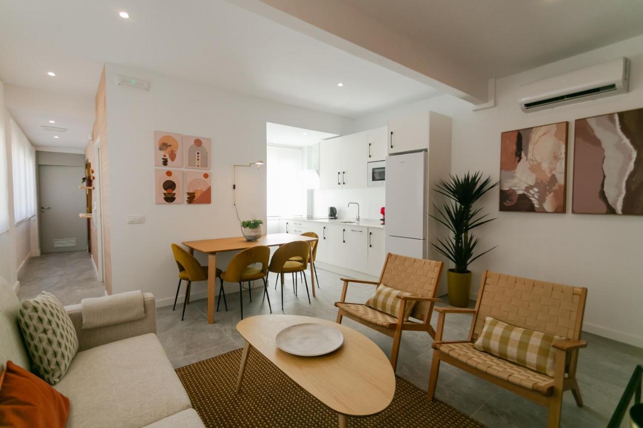 Lujoso Apartamento Con Piscina Compartida 3 إشبيلية المظهر الخارجي الصورة